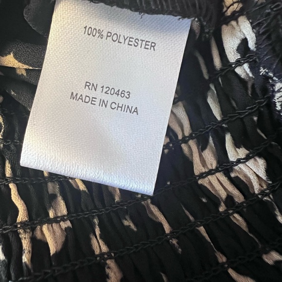 Sleeveless blouse - Picture 4 of 12